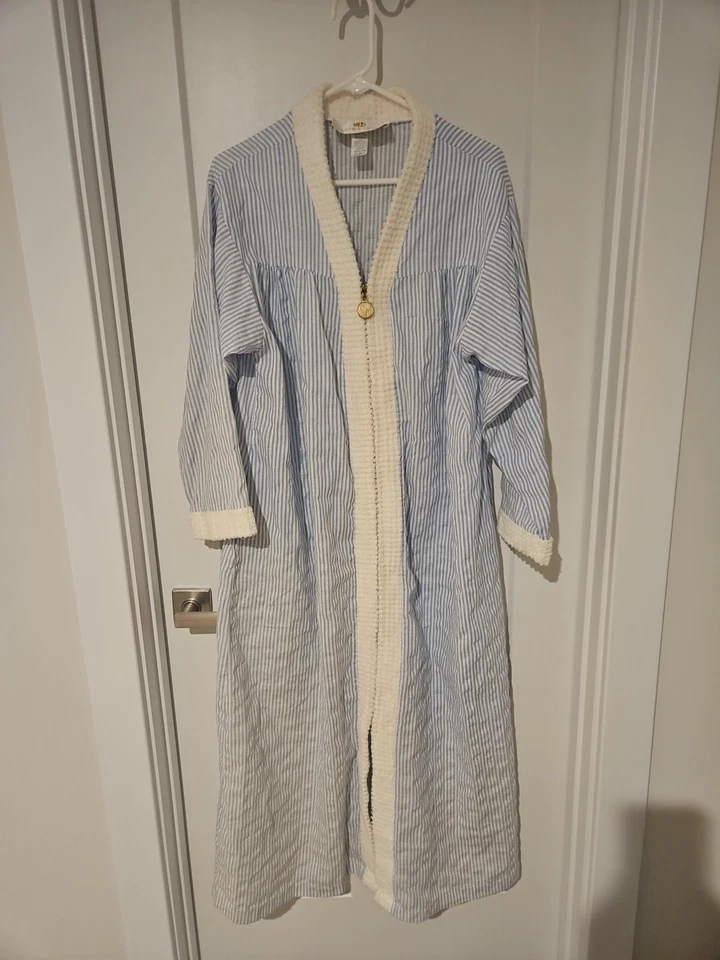 Roupão feminino listrado azul e branco Stan Herman com zíper tamanho M - Imagem 2 de 4