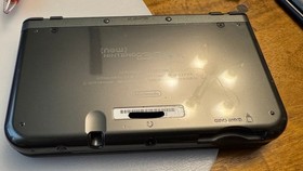 NewNintendo 3DS XL Gray w/cable, 16GB MicroSD card