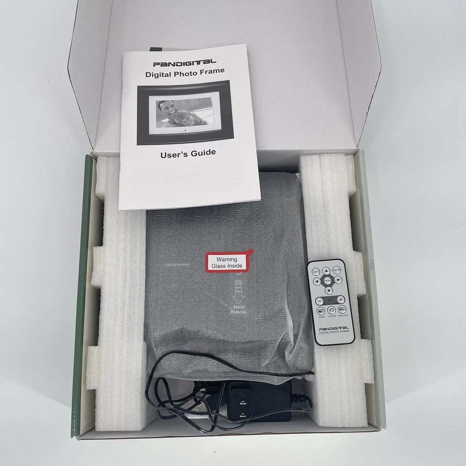 New Pandigital 8 Inch Digital Photo Frame With Remote 256MB Clock Calendar Alarm - Image 3 of 4