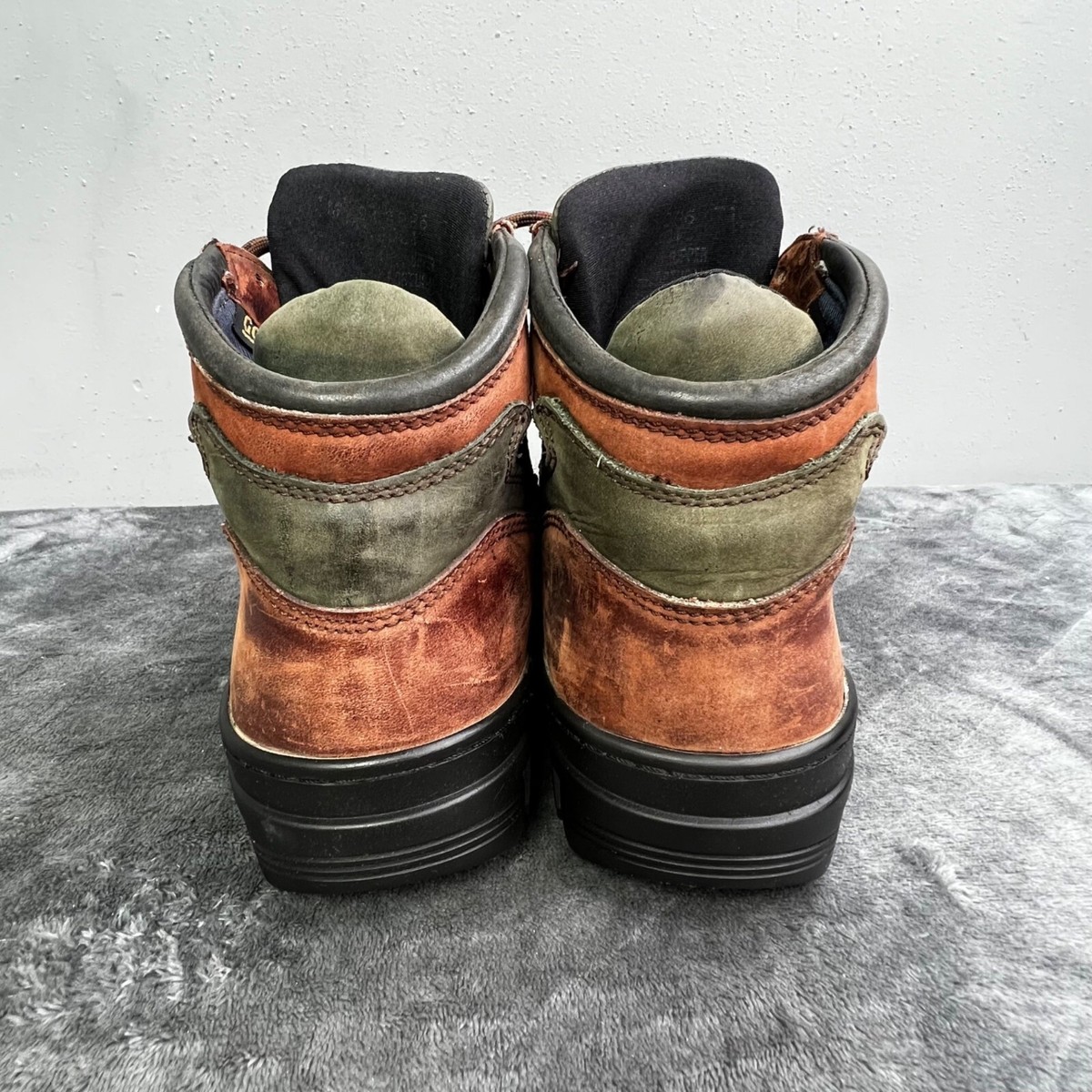 Timberland Hiking Boots size 7 Men Gore Tex Brown Green  display picture 1