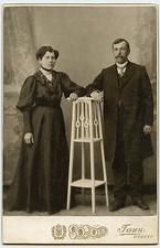 Pareja de Moscú, soporte de flores de madera, foto de colección de Gany, Moscú, Rusia