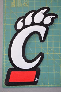 La Universidad De Cincinnati Bearcats Ncaa College Chaqueta De Jersey De Hockey De Gran Parche Ebay
