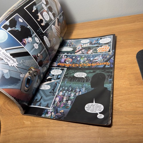 Batman Beyond: 10.000 Clowns - Taschenbuch von Beechen, Adam Norm Breyfogle - Bild 5 von 6