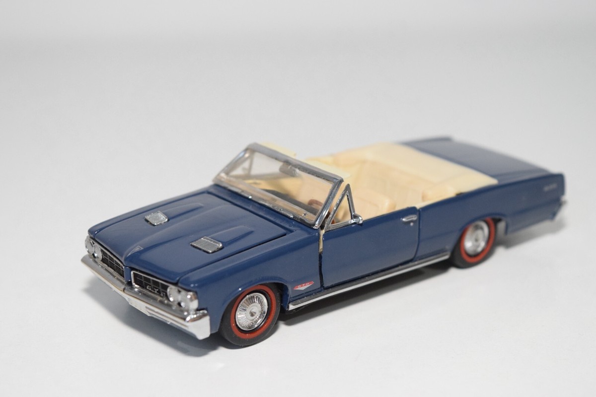 FRANKLYN - フランクリン ミント 1964 Pontiac GTO 1964 FRANKLIN MINT PONTIAC GTO CONVERTIBLE 1-24 MINT Limited