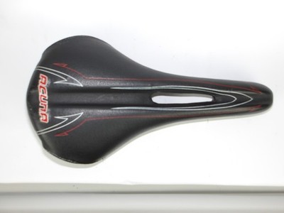 serfas saddle 285mm x 140mm