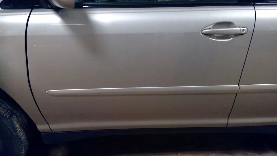 Gold Driver Left Front Door Fits 06-09 LEXUS RX400h 10301036 - Image 2 of 4