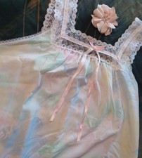 Vintage Miss Elaine Nightgown Medium Floral Long Cotton Blend Lace Union Label