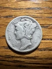 1937 Philadelphia Mint 90% Silver Mercury Dime. Nice Looking Coin. No Reserve.
