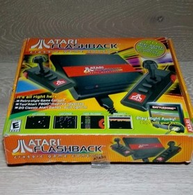 Atari Flashback Mini 7800 Console w/ 2 Controllers, AV & Power Cables - Works!