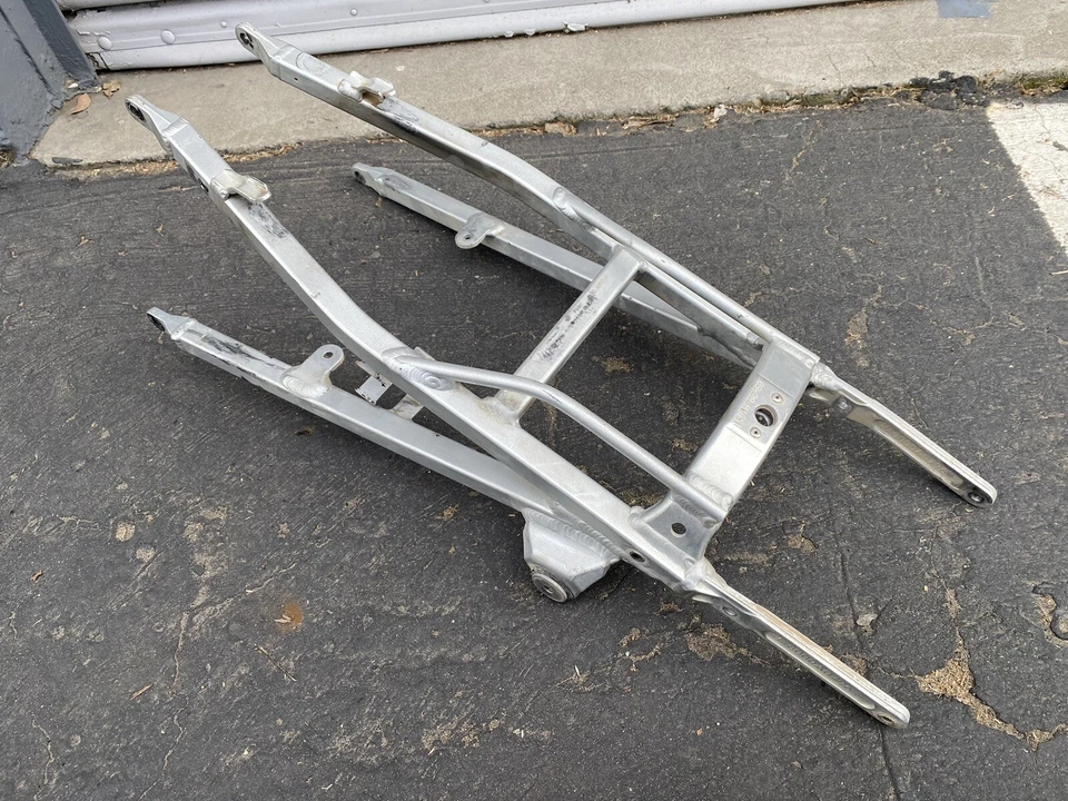 10 Husqvarna TE450 Rear Subframe Sub Frame Assembly TE FC 450 OEM -07 Foto 3 de 4