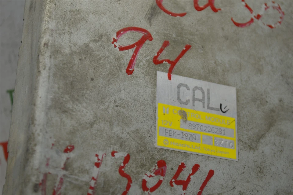 Unidad de control del motor Isuzu Pickup 1991-94 2,3 L ECU 8970226281 módulo 35-9C2 Foto 2 de 4