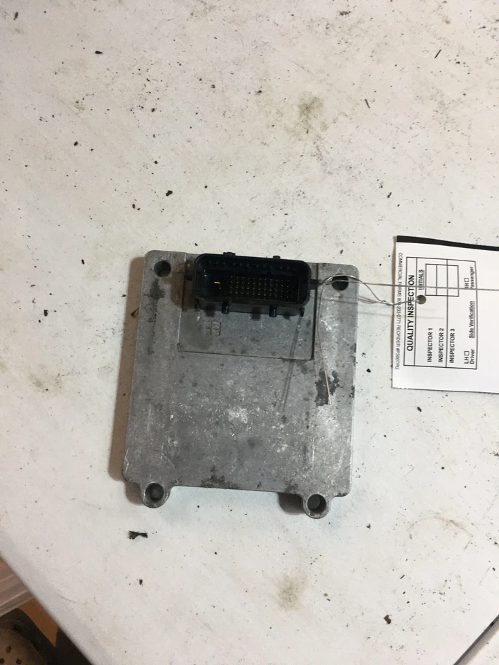 Computadora ECM con chasis Chevy Cobalt 09 Foto 2 de 2