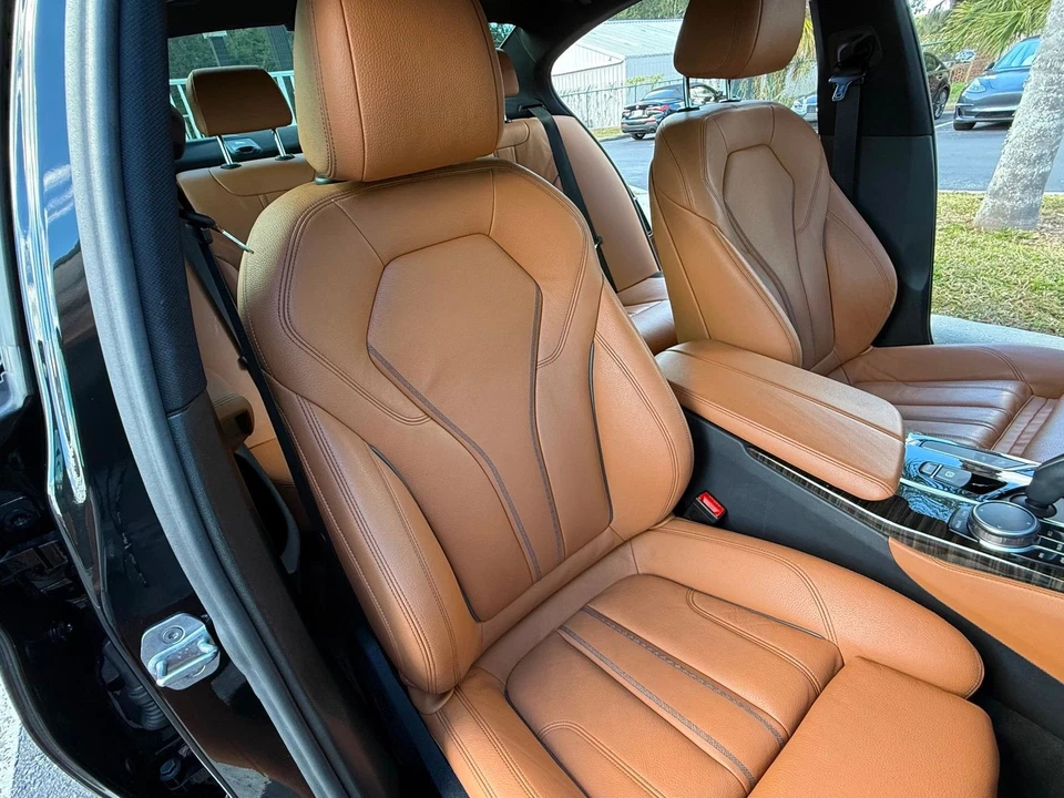 2019 BMW 5 Series BMW MSPORT 530I CARFAX CERT WE FINANCE/TRADE/SHIP - Image 2 of 4