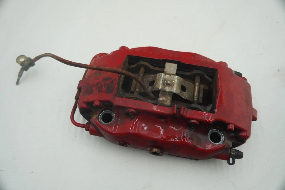 Pinça de freio dianteira esquerda Brembo vermelha 243549 fabricante de equipamento original Ferrari 360 Modena Spider 2004 - Imagem 2 de 4