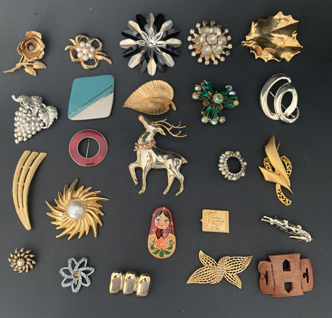 Vintage Pins Brooches Lot Leaves Pearls Rhinestones Goldstone