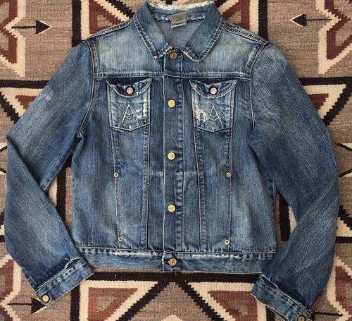 7 FOR ALL MANKIND - Distressed LOGO 