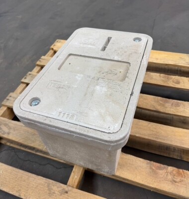 35 UNITS BULK DISCOUNT 11x18x12 Polymer Concrete Tier 22 Traffic Handhole Vault