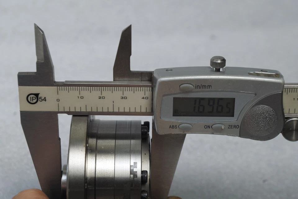 HD 17-100, HARMONIC DRIVE SYSTEMS,GEAR,GEARHEAD,REDUCER,#3 FREE SHIP - Image 4 of 4