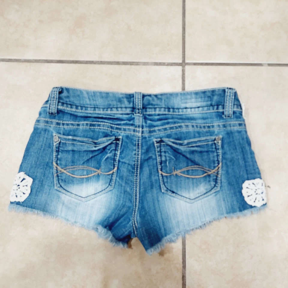 Pantalones Cortos Hot Kiss Cici Denim Encaje Corte Enveje Envejecido Azul Talla 9 31" Cintura Foto 2 de 4
