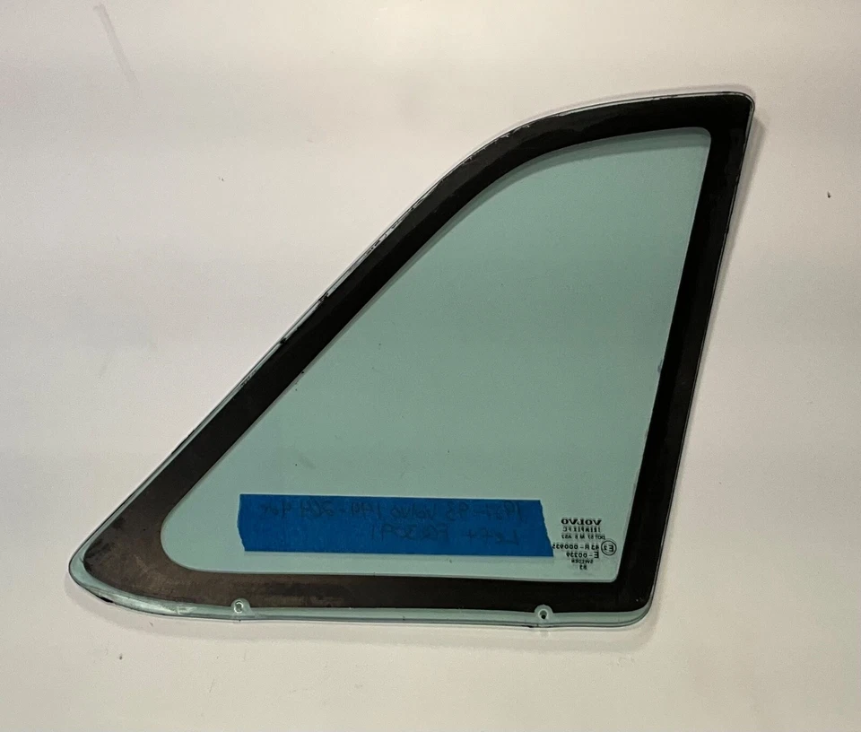 VOLVO 144-264 1981-1993 4 PUERTAS LADO CONDUCTOR VENTILACIÓN TRASERA CRISTAL USADO Foto 2 de 2