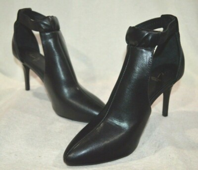 Simply Vera Vera Wang Women's Finch Black High Heels Ankle Boots - Size 10 NWB