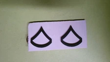 MILITARY INSIGNIA RANK US ARMY SET OF 2 PRIVATE FIRST CLASS PFC BLACK METAL