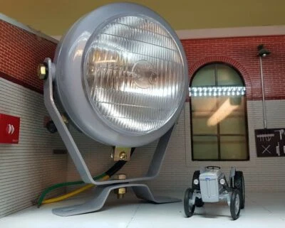 MASSEY FERGUSON (NON GENUINE) Ferguson TEA TED TEF 20 Butlers Tractor Plough Work Lamp Light & Switch OEM Type