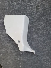 2004 2005  KIA SEDONA FRONT LOWER KICK PANEL COVER RIGHT PASSENGER SIDE GRAY OEM