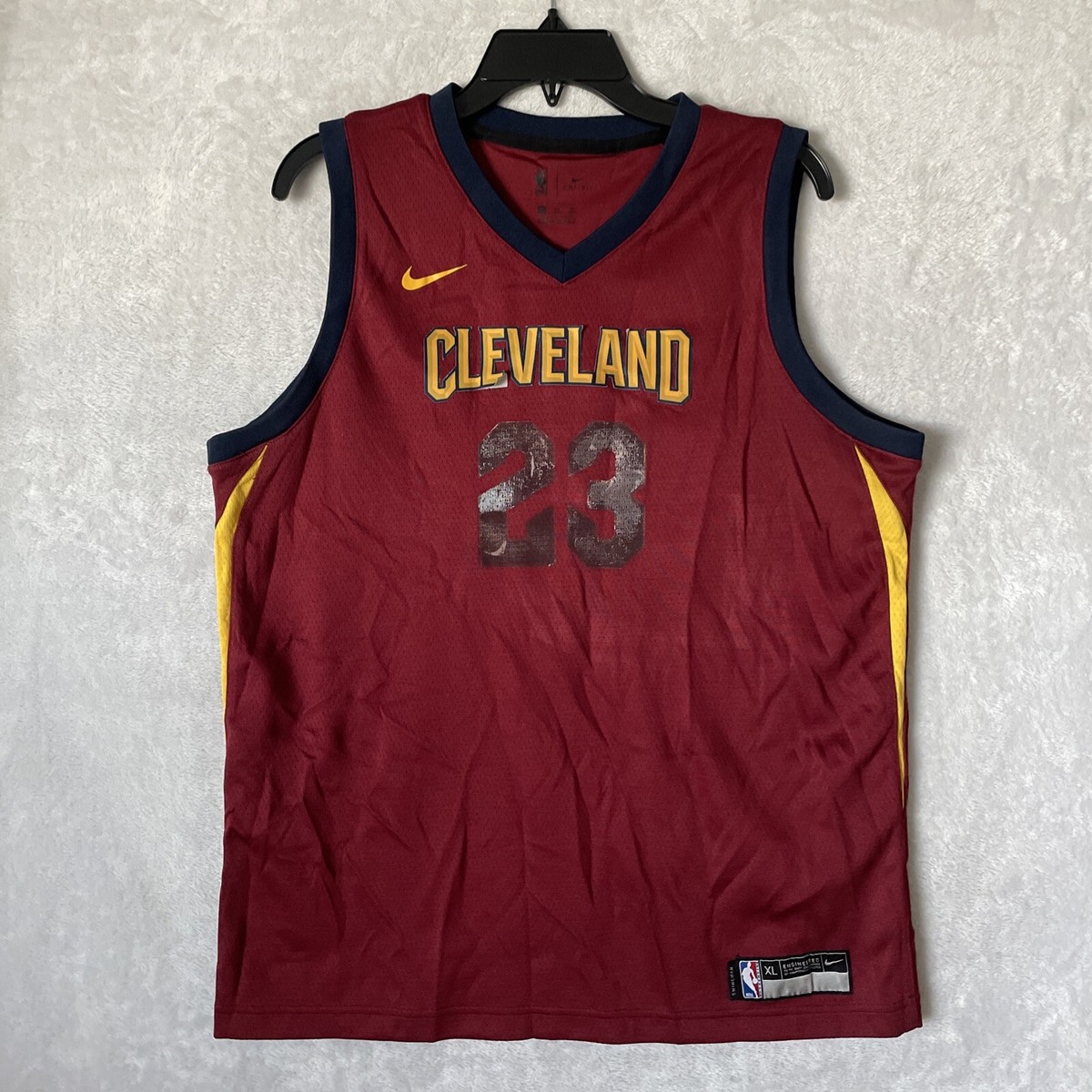 CLEVELAND JAMES 23 レッドジャージ、レブロン Nike Youth Basketball Jersey Lebron James #23 Clevland Red XL NBA