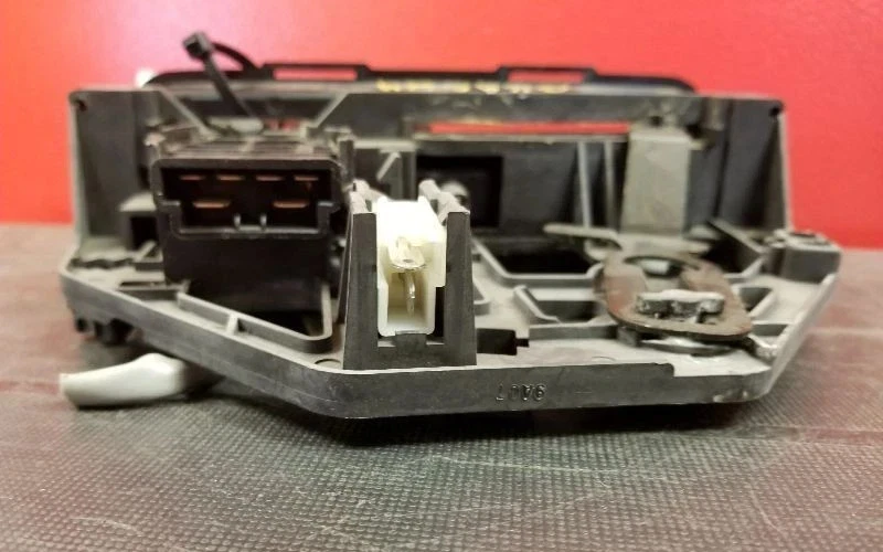 Pontiac Sunrunner 1999 aire acondicionado calefacción temperatura climatización conjunto OEM Foto 2 de 3