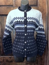Women s Vtg Woolrich Fairisle Button Up Wool Sweater Nordic Multicolor Small USA