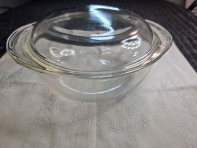 Vintage Pyrex #022 Clear Glass 1 Qt. Round Casserole Dish With Lid #682-C 28