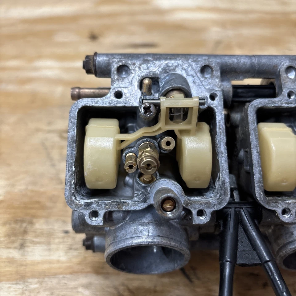 Carburador Kawasaki Brute Force 650 Prairie 650 2002 Keihin CVK Duel Foto 2 de 4