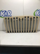 Grille Grill w/o Frame International WorkStar 08-18 7300 7400 7500 7600