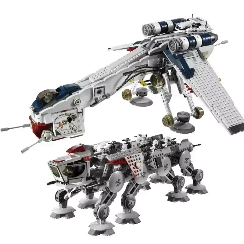Star Wars Republic Dropship with AT-OT Walker Compatible 10195 Transport Ship To - Image 3 of 4
