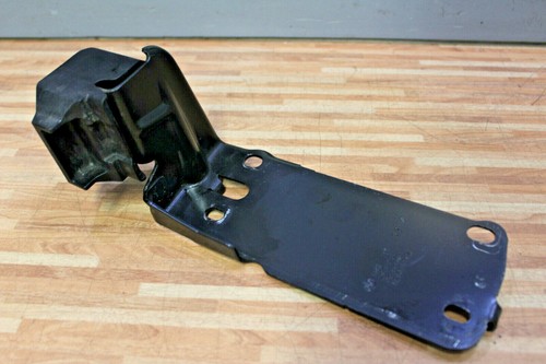 AUFNAHME KÜHLERMODUL unten rechts Original + BMW 3er E90 E91 E92 E93 + 7117812