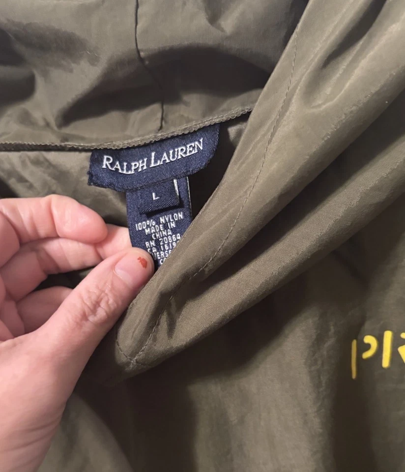 Poncho de lluvia vintage Ralph Lauren grande verde con capucha de nailon  Foto 4 de 4
