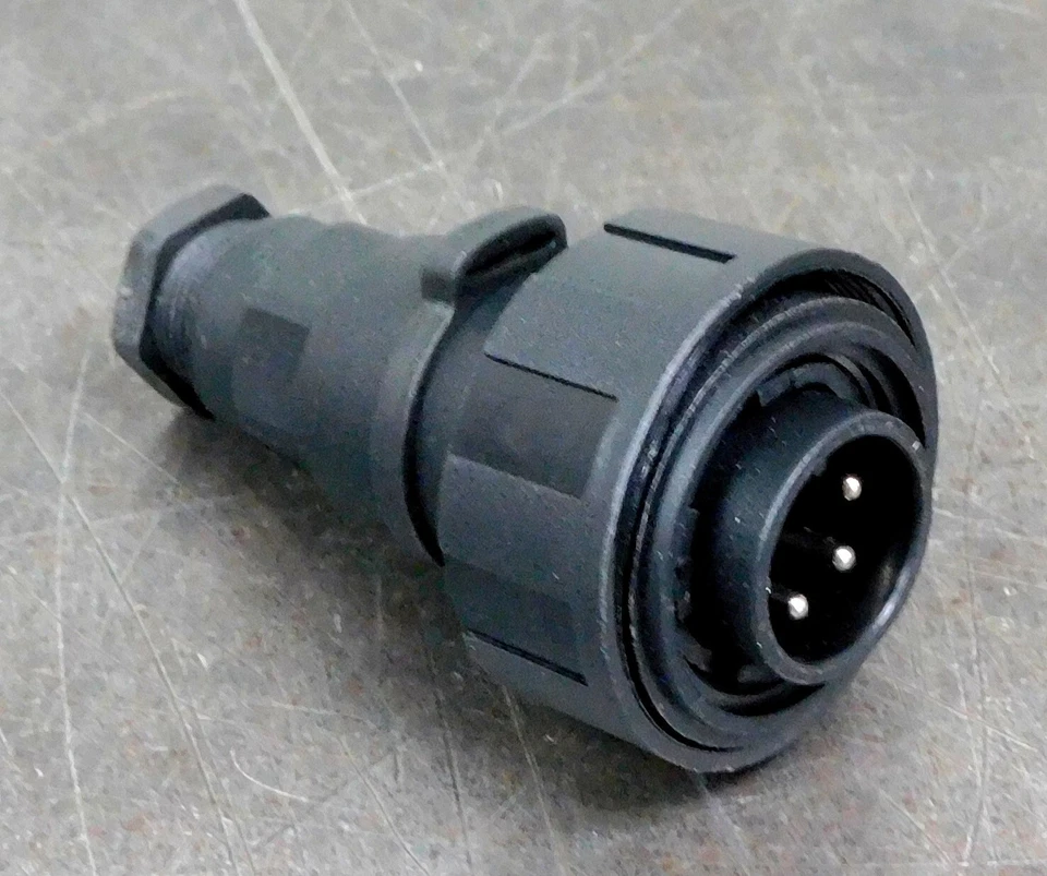 Bulgin Limited- PX0739 Flex Cable Connector Sealed Plug 277 V Lot of Two (2) - Image 4 of 4