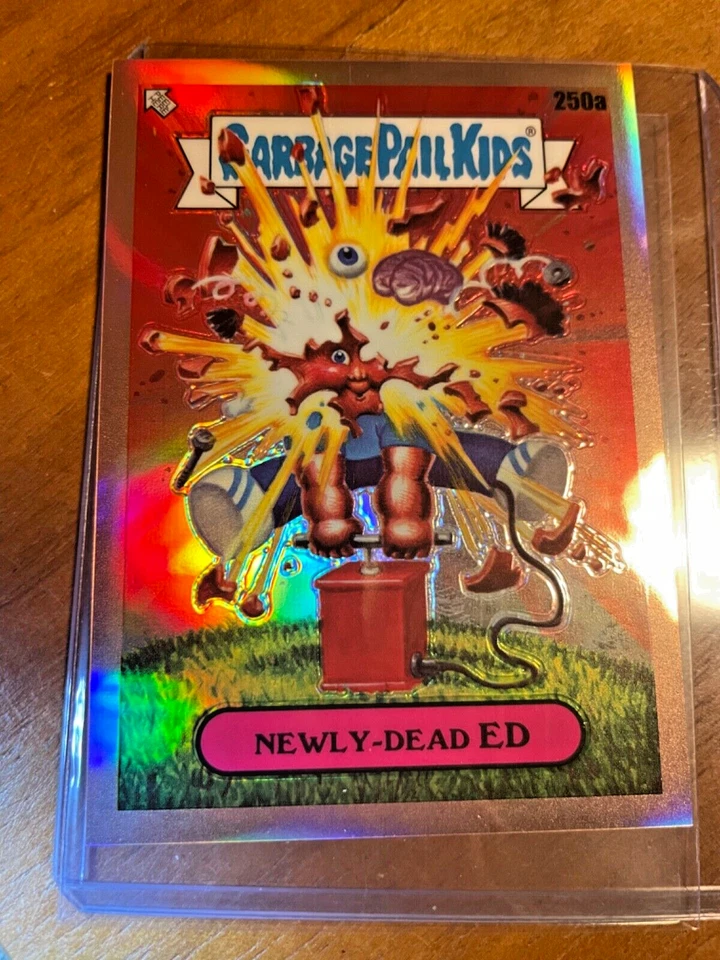 Newly Dead Ed #250a 09/25 Rose Gold 2023 Garbage Pail Kids Chrome 6 - RARE - Image 2 of 4
