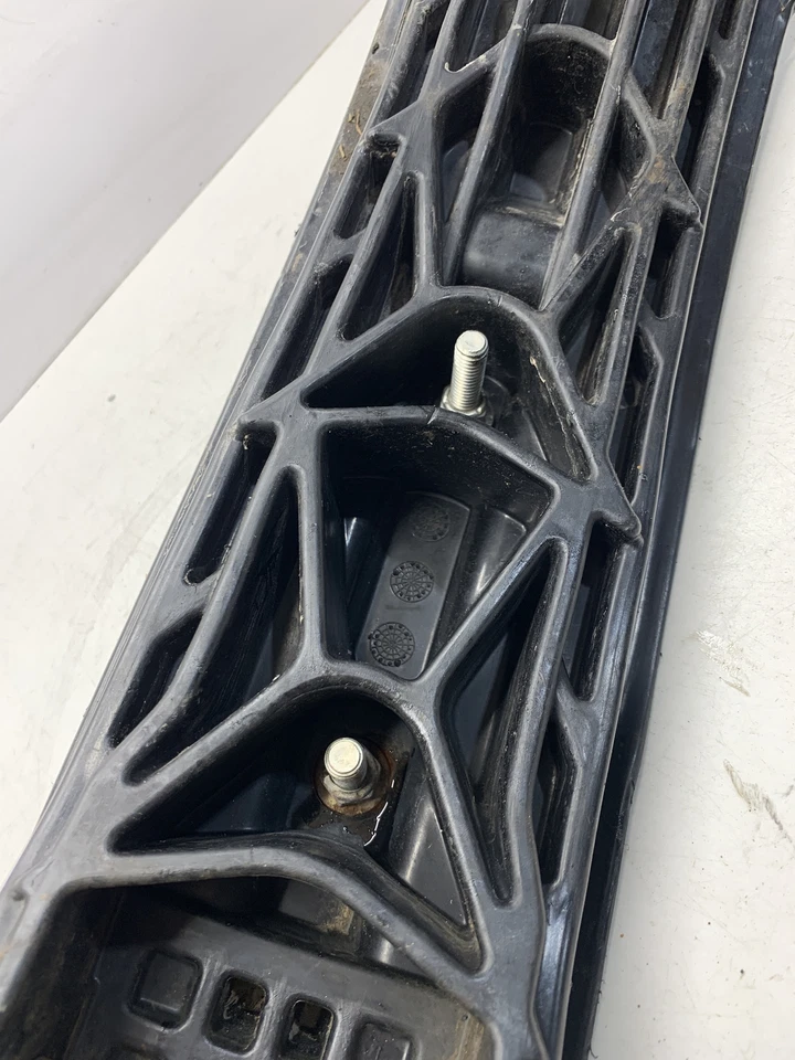 Esquí, plástico negro - Arctic Cat F8 58023 2008 Foto 3 de 4