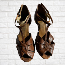 Very Fine Dance Shoes Classic Series: Style 6006 - Brown Leather - Size 8.5