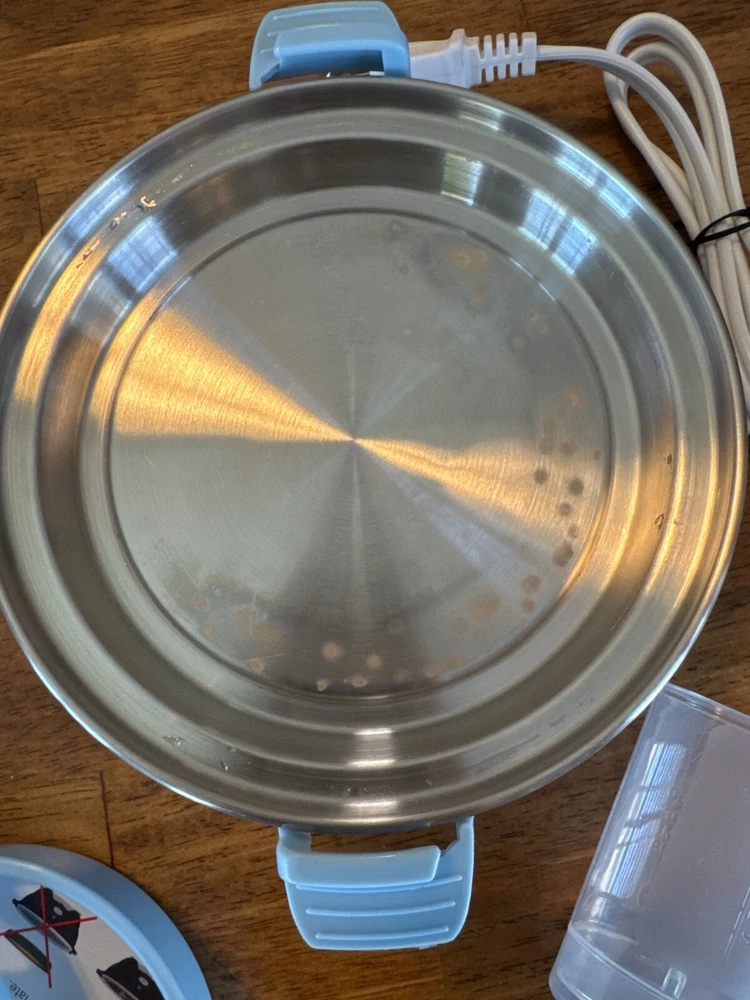 DASH Rapid 6-Egg Electric Cooker with Auto Shut Off in Dream Blue