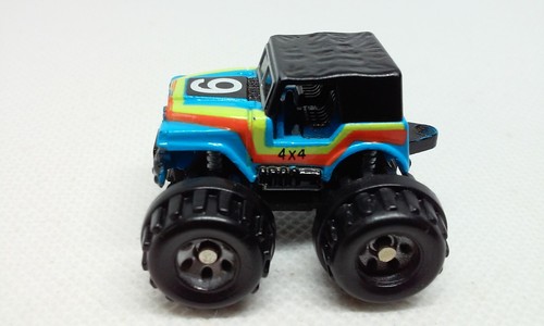 Vtg Micro Machines Jeep Monster Truck Blue 1 1/4" 4x4 Covered Jeep Galoob 1987 - Picture 2 of 6