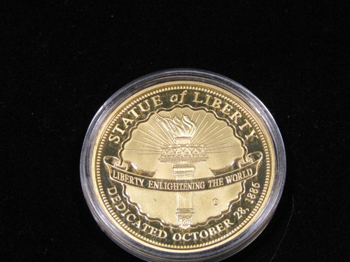 2010 American Mint Statue of Liberty Paris Presentation 24k Gold Layered Coin - Picture 9 of 10