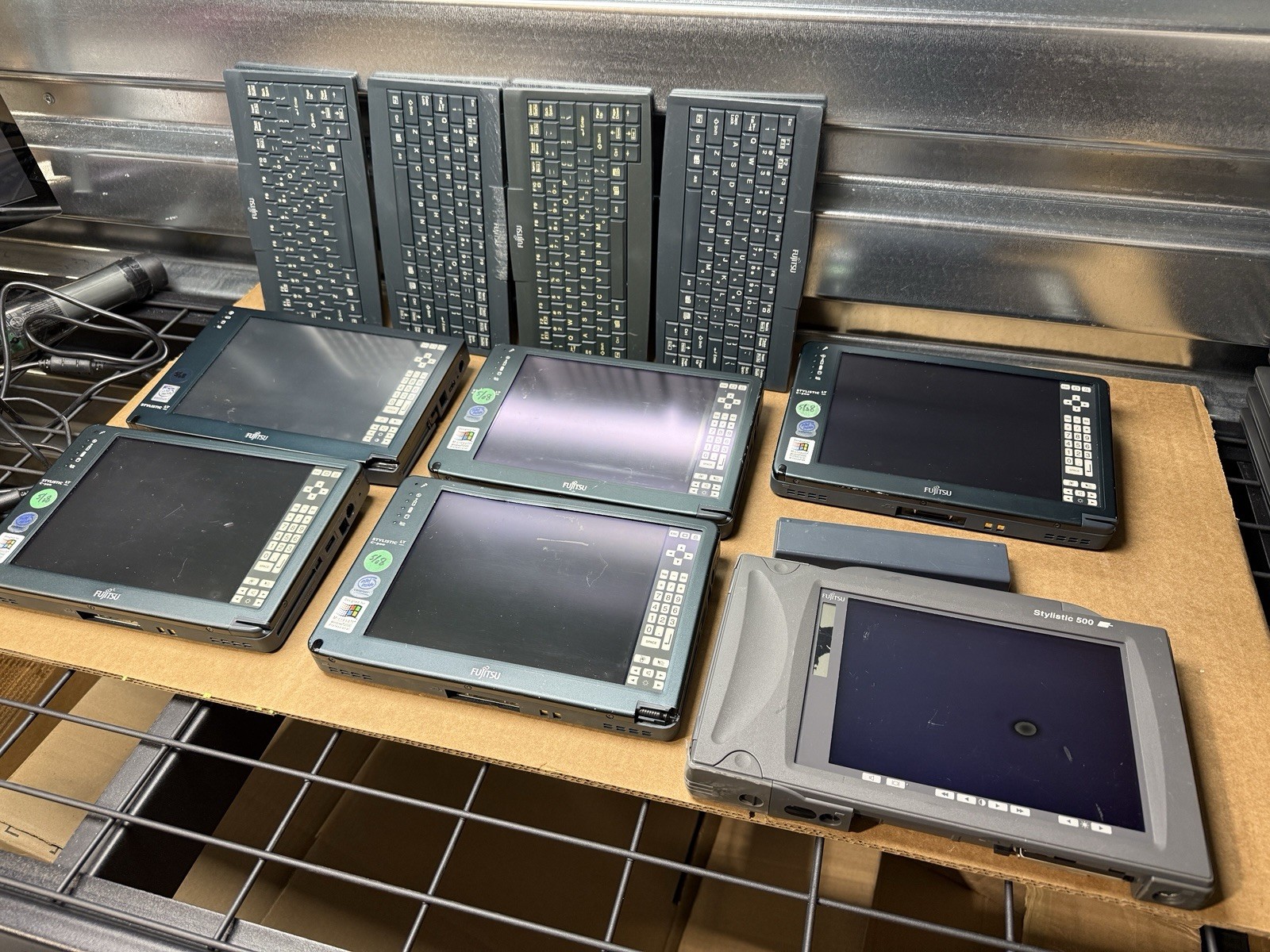 Lotof6FujitsuStylisticVintageTabletsWindows98C500FMW2901FTouchscreen