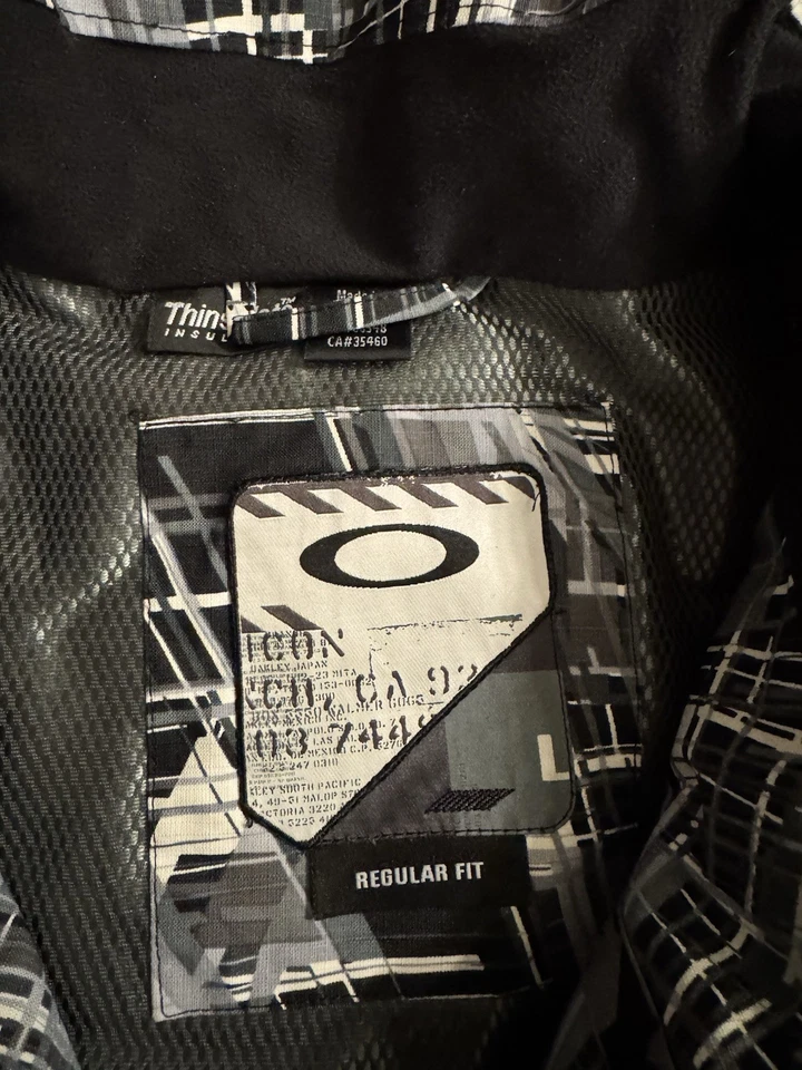 Vintage OAKLEY ICON Waterproof Outdoor Ski Snowboard Jacket Coat Size L RARE - Image 2 of 4