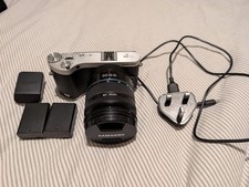 Samsung NX300 20.3mp Wi-Fi Mirrorless APS-C Digital Camera + 18-50mm OIS Lens