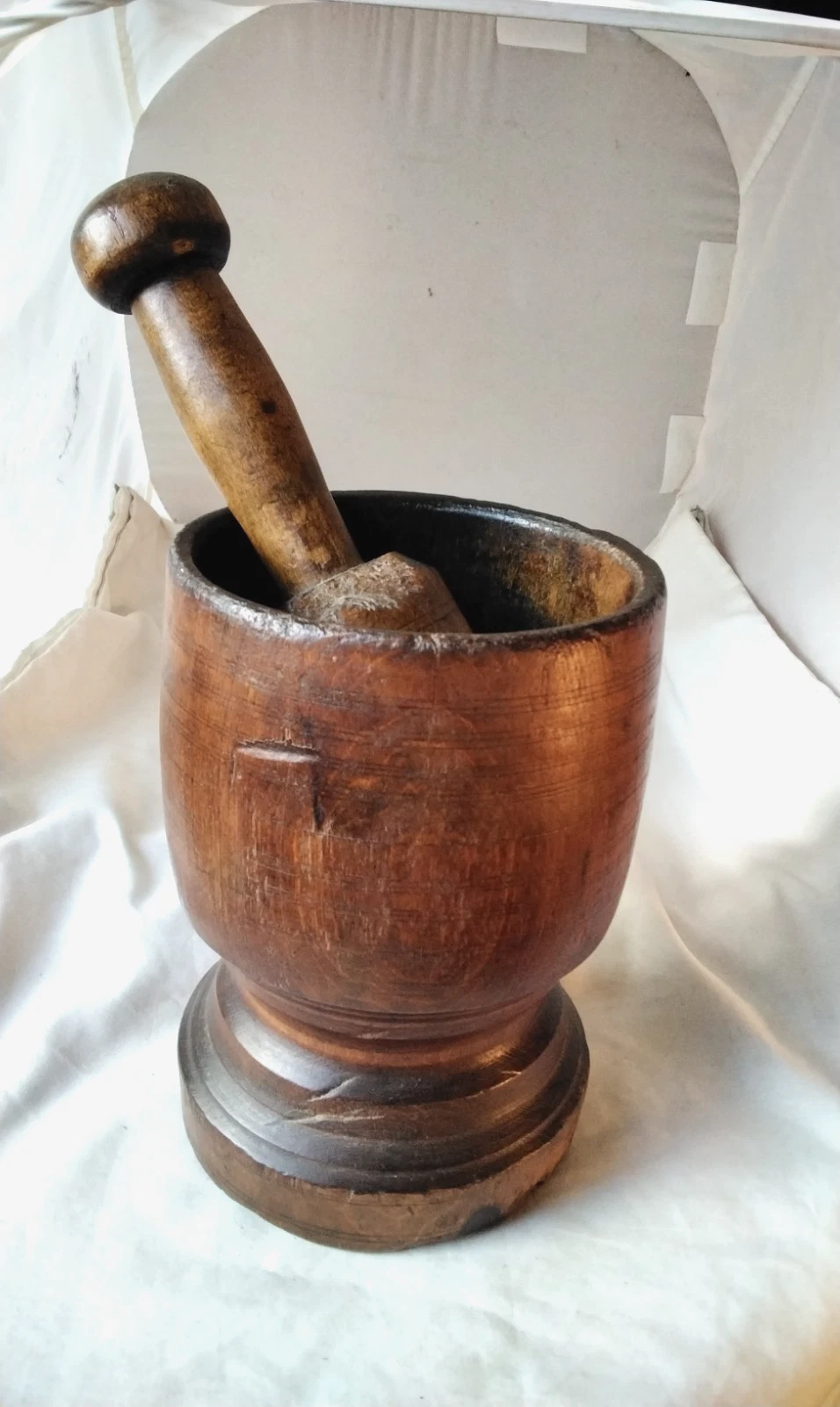 ANTIQ CIRCA LATE 1800's ALL ORIGINAL WOOD APOTHECARY MATCHING MORTAR AND PESTLE