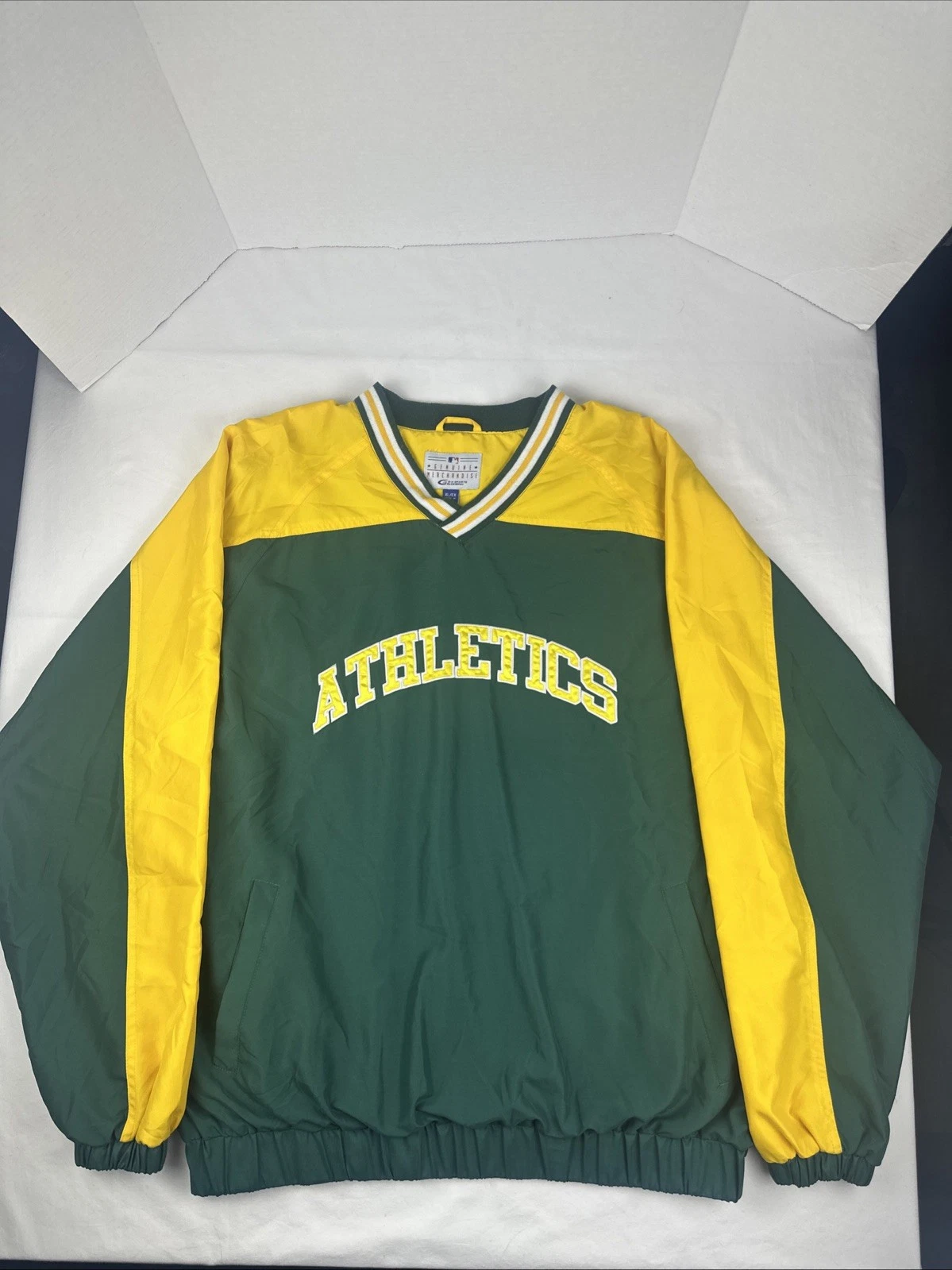 Vintage Oakland Athletics Windbreaker Jacket Mens XL G-III Pullover V Neck EUC