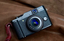 Fujifilm X20 12.0MP Digital Camera 4x Optical Zoom 1080p HD Video English 90%NEW